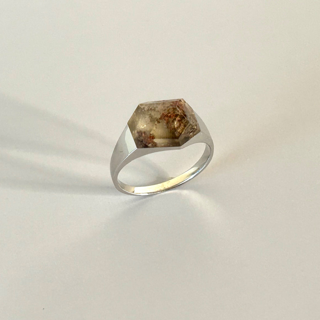 Garden Quartz Mini Rock Ring