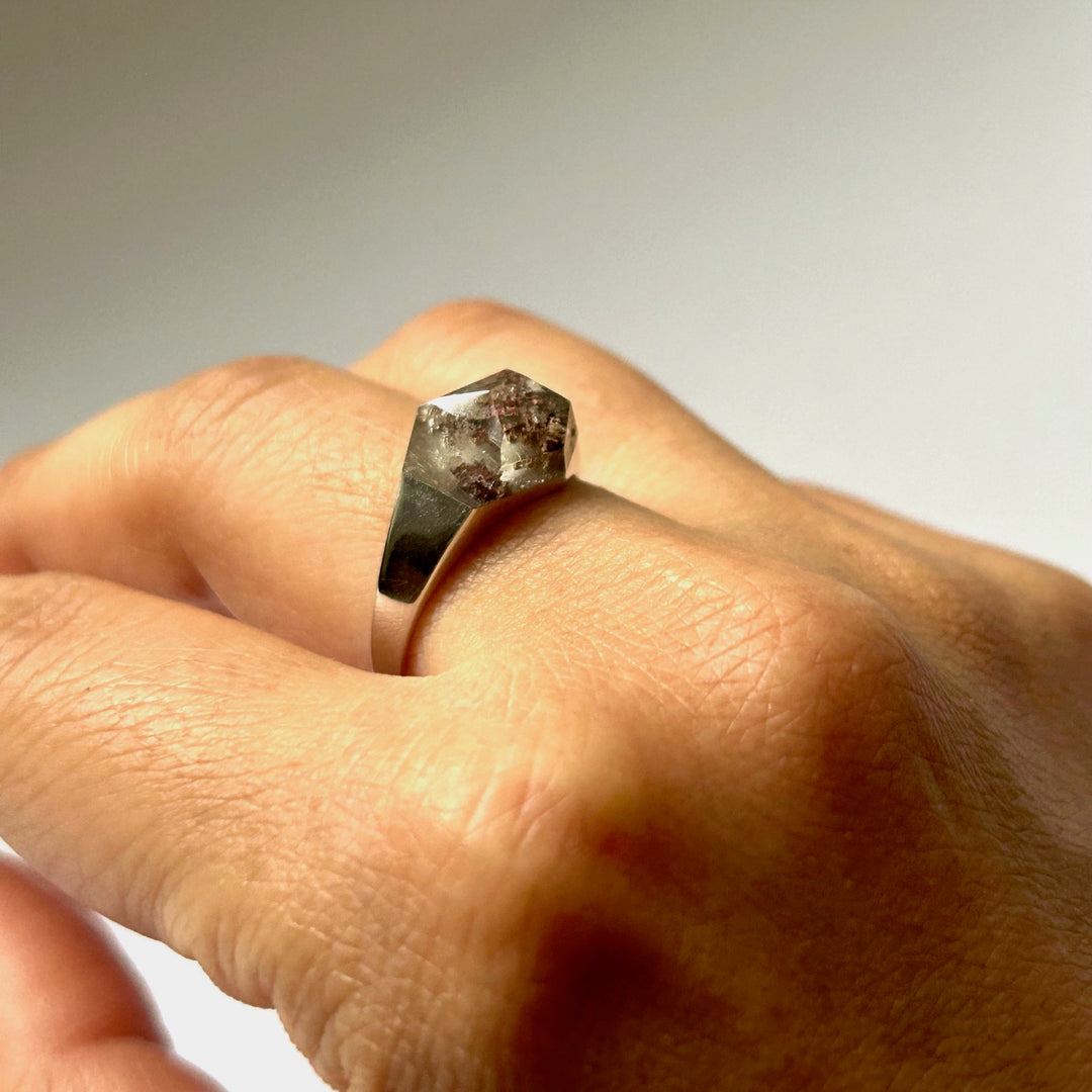 Garden Quartz Mini Rock Ring