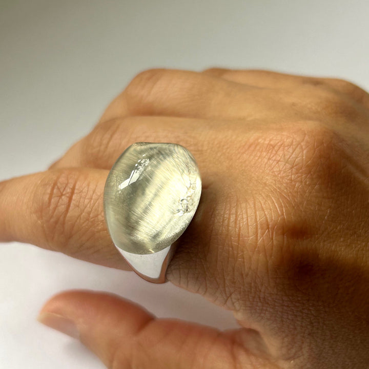 Himalaya Quartz Round Rock Ring