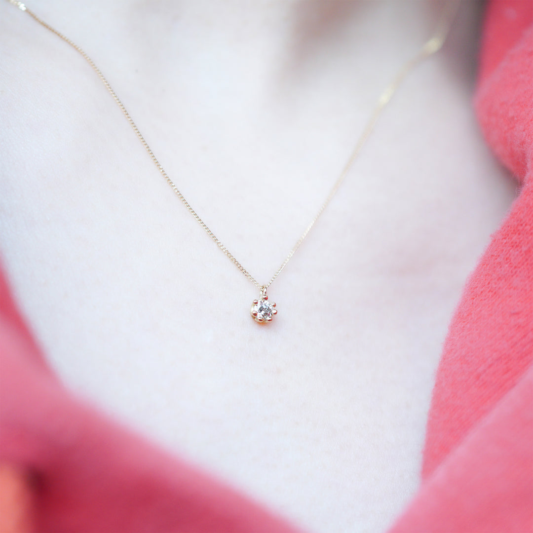 Milk Crown Diamond Necklace